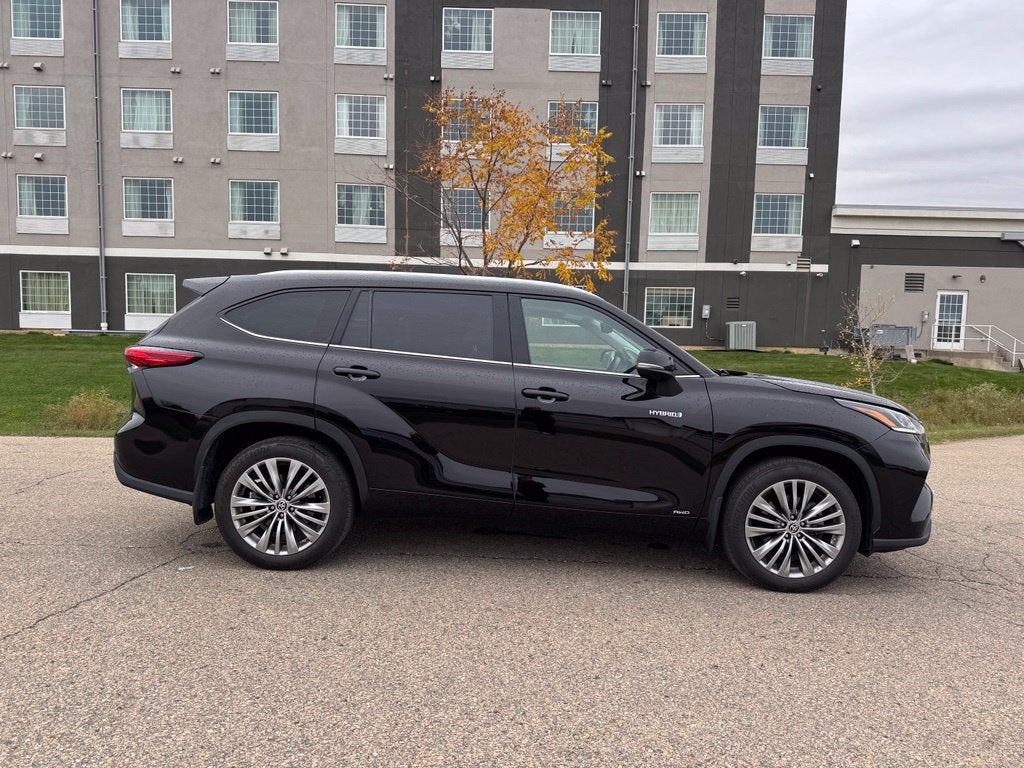 2021 Toyota Highlander Hybrid Platinum AWD