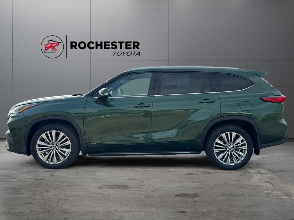 2023 Toyota Highlander Hybrid Platinum AWD