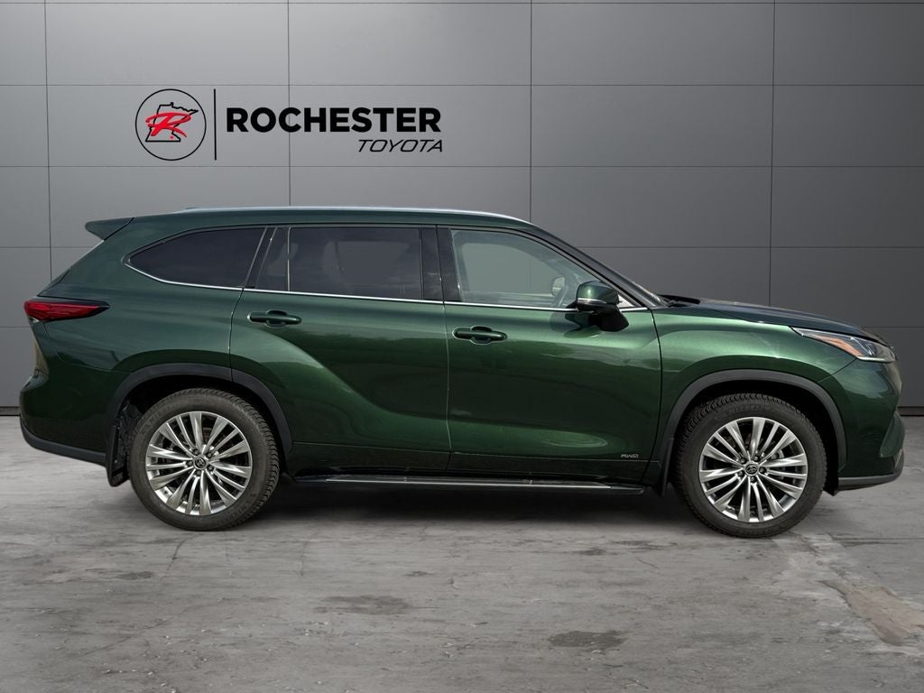 2023 Toyota Highlander Hybrid Platinum AWD