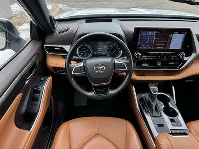 2022 Toyota Highlander Hybrid Platinum AWD