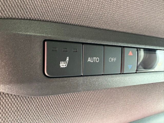 2024 Toyota Sienna Platinum 7 Passenger