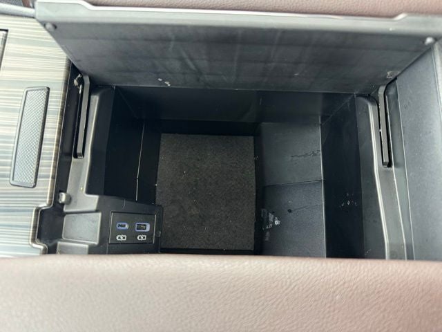 2024 Toyota Sienna Platinum 7 Passenger