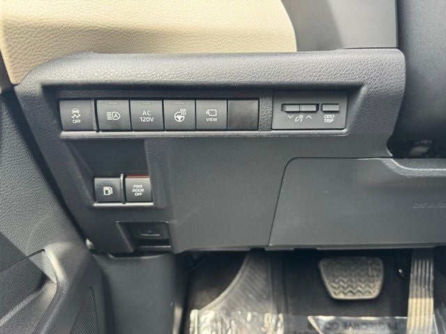 2024 Toyota Sienna Platinum 7 Passenger