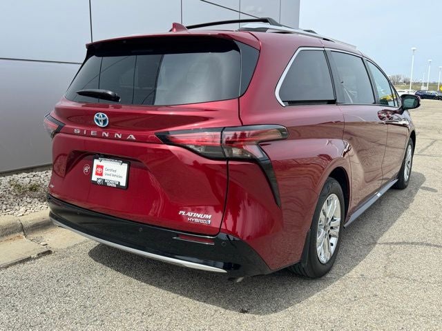 2024 Toyota Sienna Platinum 7 Passenger