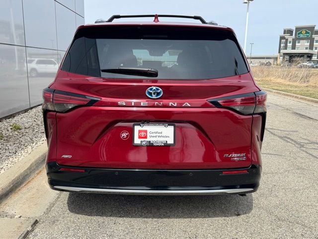 2024 Toyota Sienna Platinum 7 Passenger