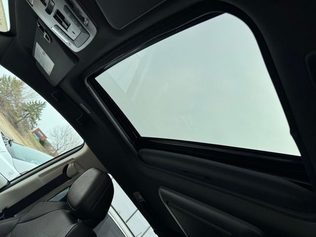 2024 Toyota Sienna Platinum 7 Passenger