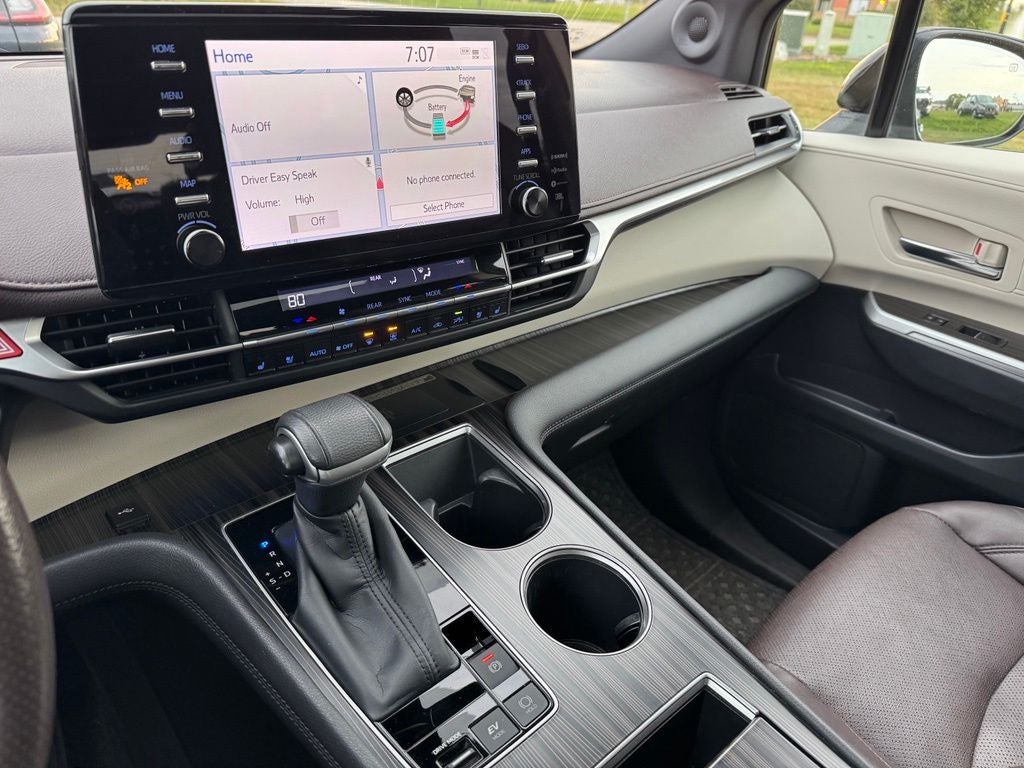 2022 Toyota Sienna Platinum 7 Passenger