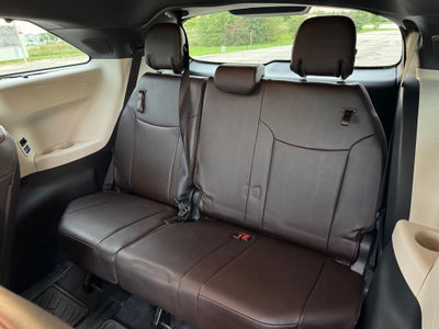 2022 Toyota Sienna Platinum 7 Passenger