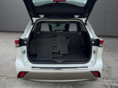 2022 Toyota Highlander Platinum AWD