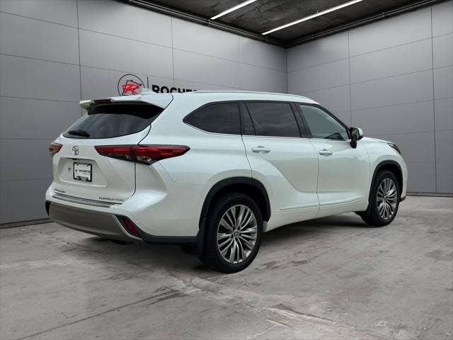 2022 Toyota Highlander Platinum AWD