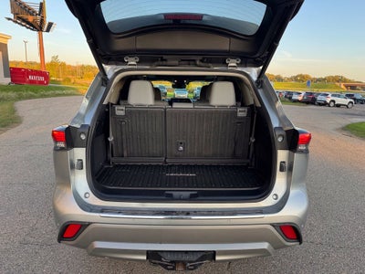 2021 Toyota Highlander Platinum AWD