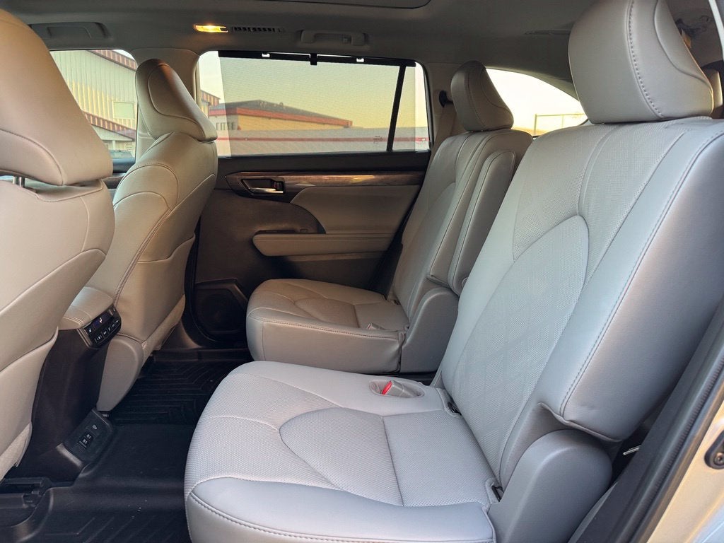 2021 Toyota Highlander Platinum AWD