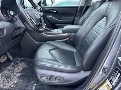 2020 Toyota Highlander Hybrid XLE AWD