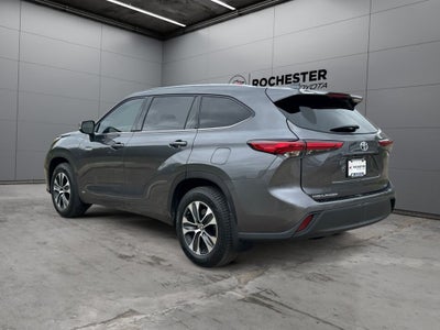 2021 Toyota Highlander Hybrid XLE AWD