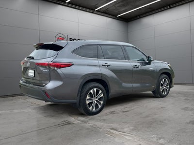 2021 Toyota Highlander Hybrid XLE AWD