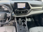2020 Toyota Highlander Hybrid XLE AWD