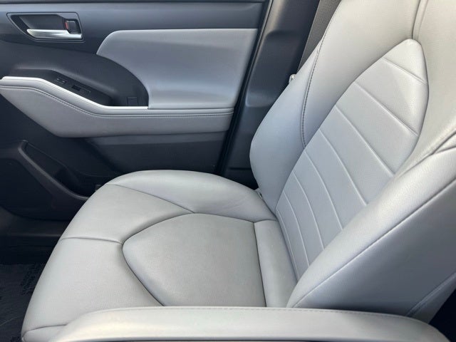 2020 Toyota Highlander Hybrid XLE AWD