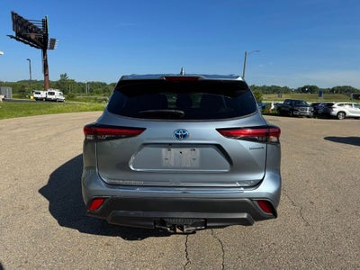 2022 Toyota Highlander Hybrid XLE AWD