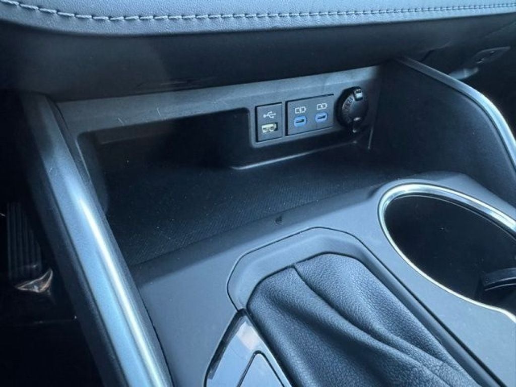 2022 Toyota Highlander Hybrid XLE AWD