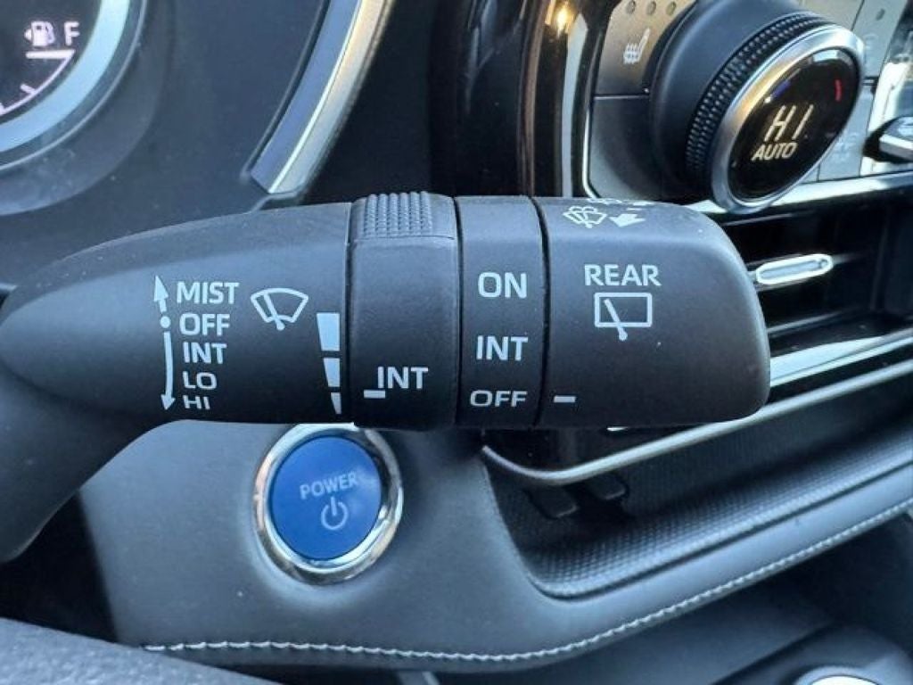 2022 Toyota Highlander Hybrid XLE AWD