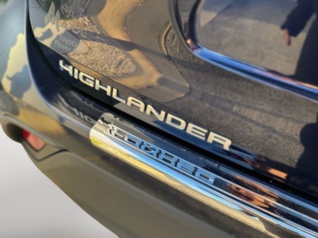 2022 Toyota Highlander Hybrid XLE AWD
