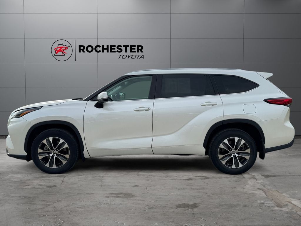 2021 Toyota Highlander XLE AWD