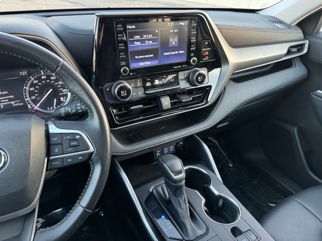 2022 Toyota Highlander XLE AWD