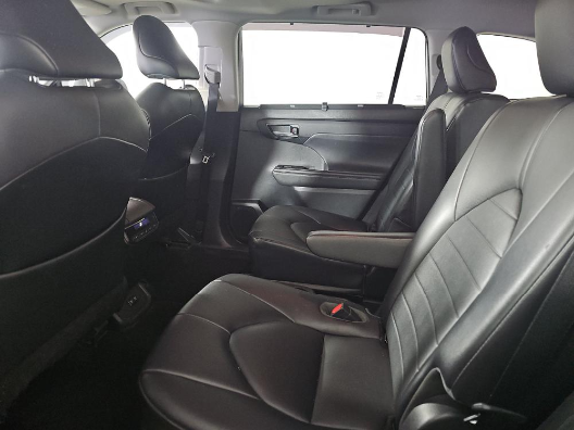 2021 Toyota Highlander XLE AWD