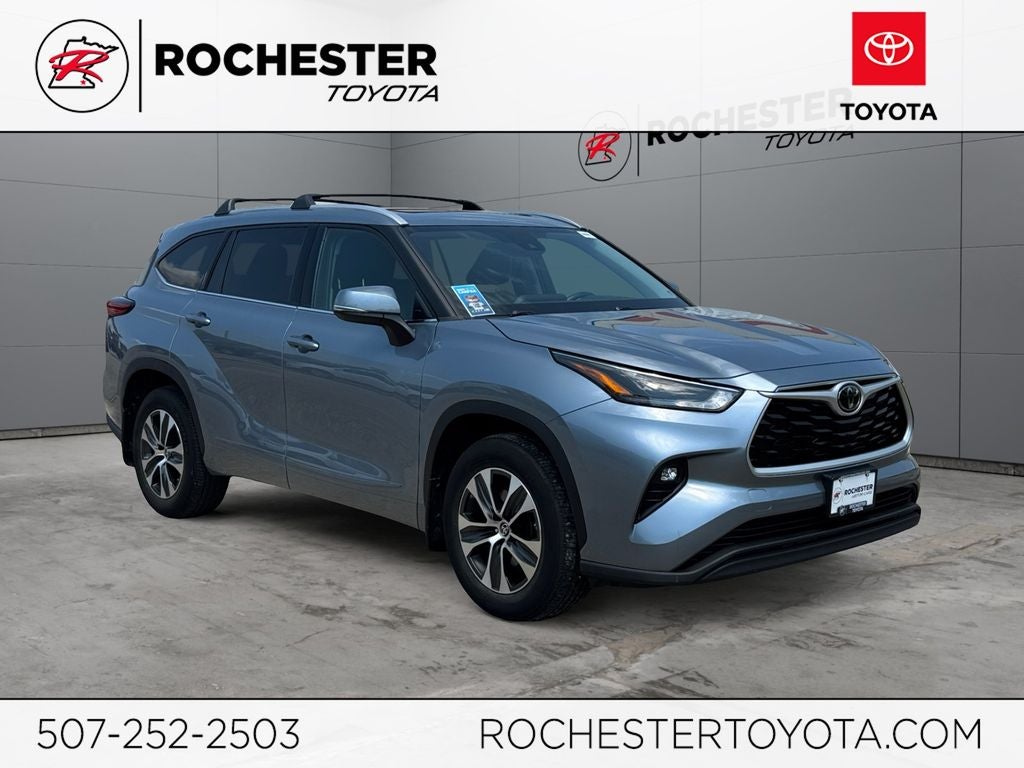 2022 Toyota Highlander XLE AWD