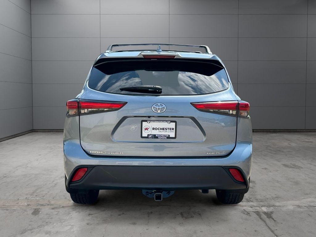 2022 Toyota Highlander XLE AWD