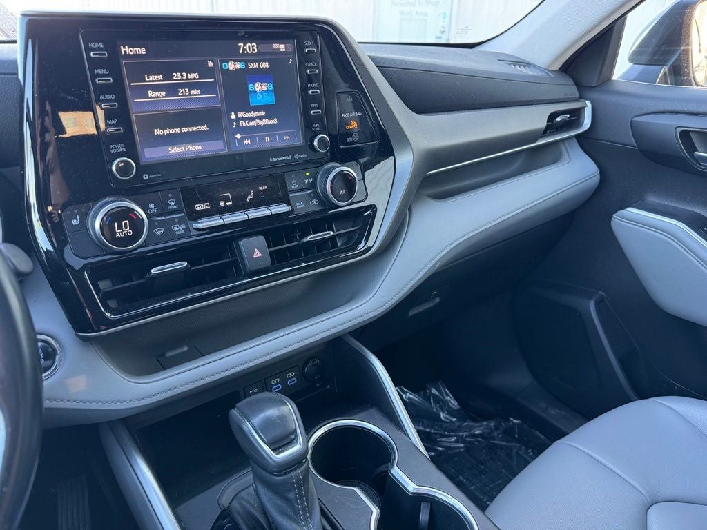 2022 Toyota Highlander XLE AWD