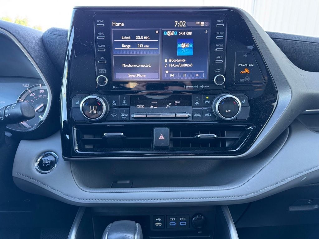 2022 Toyota Highlander XLE AWD
