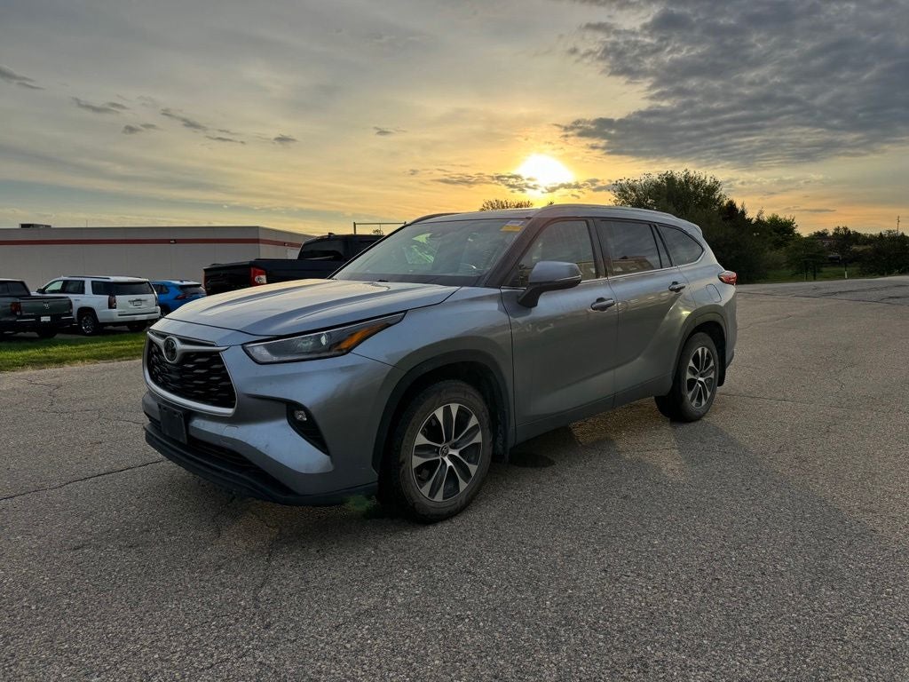 2021 Toyota Highlander XLE AWD