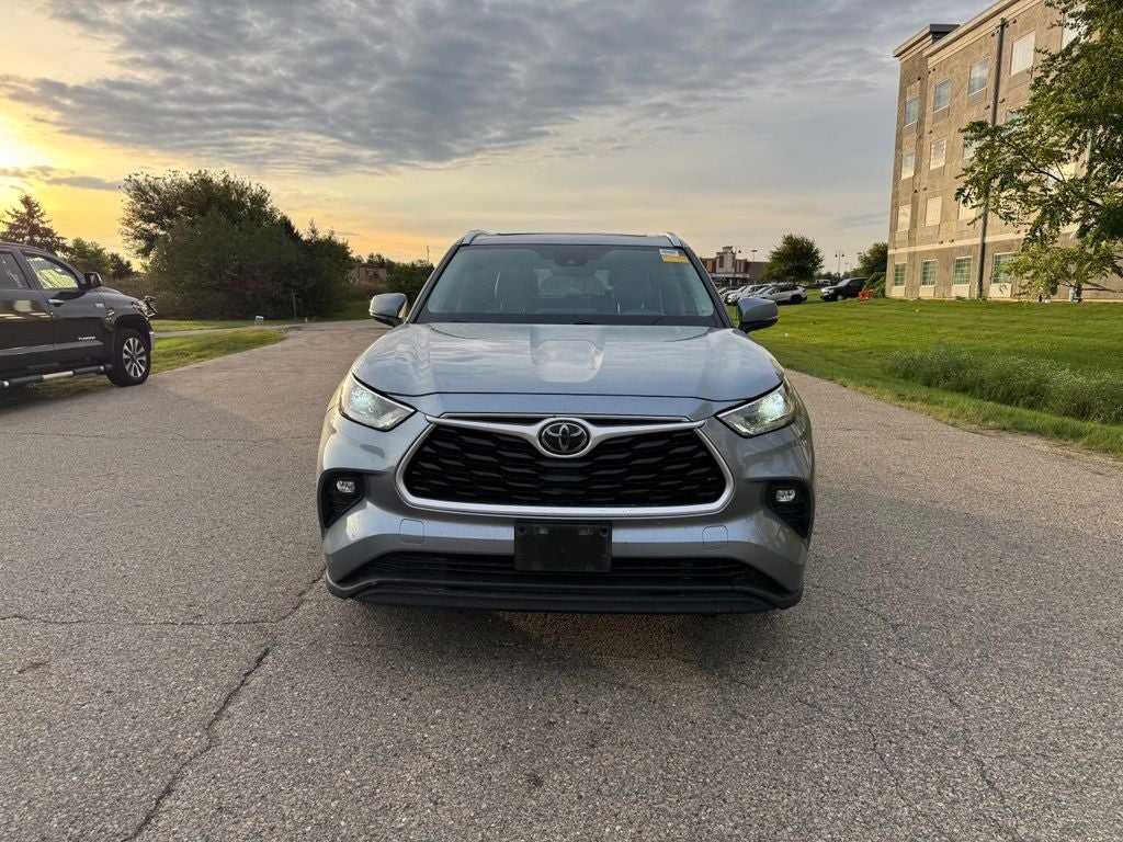 2021 Toyota Highlander XLE AWD