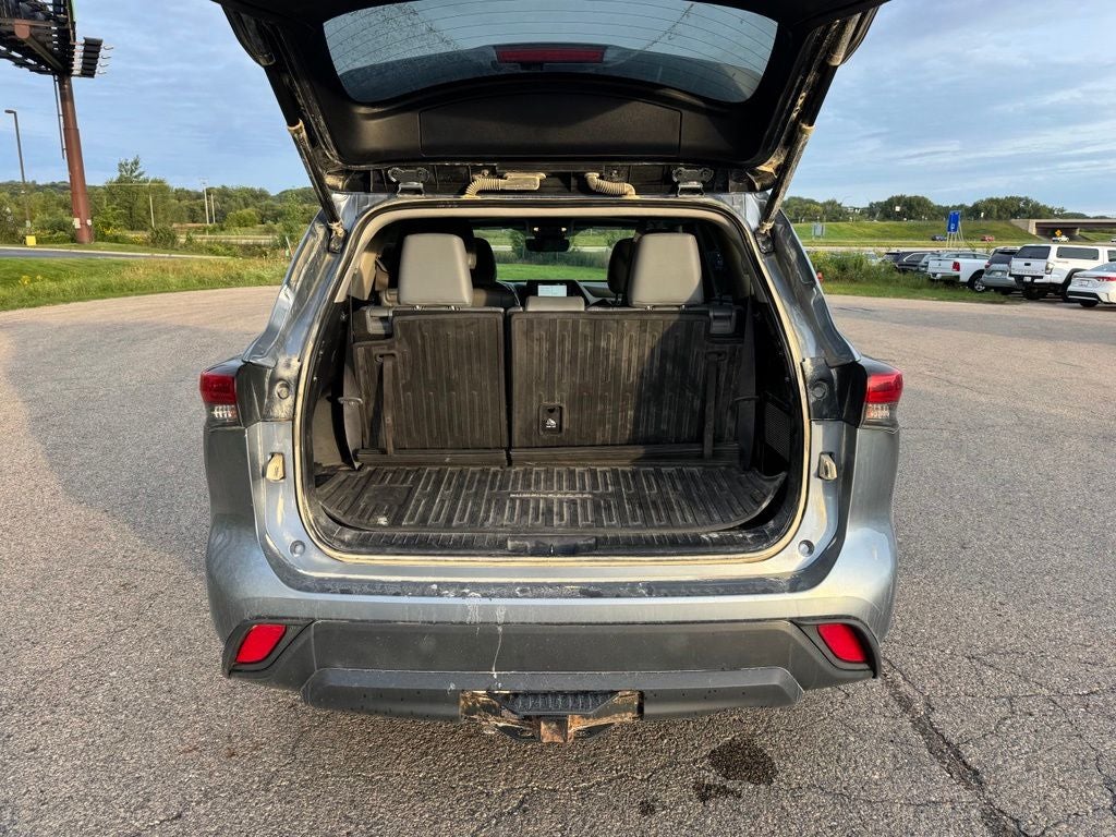 2021 Toyota Highlander XLE AWD