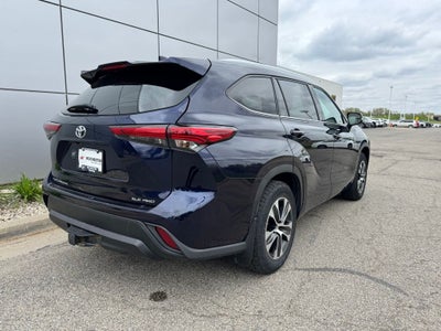 2021 Toyota Highlander XLE AWD