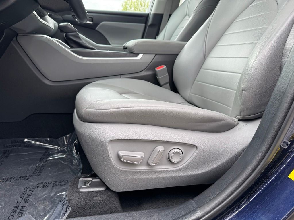 2021 Toyota Highlander XLE AWD