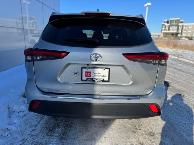 2022 Toyota Highlander XLE AWD