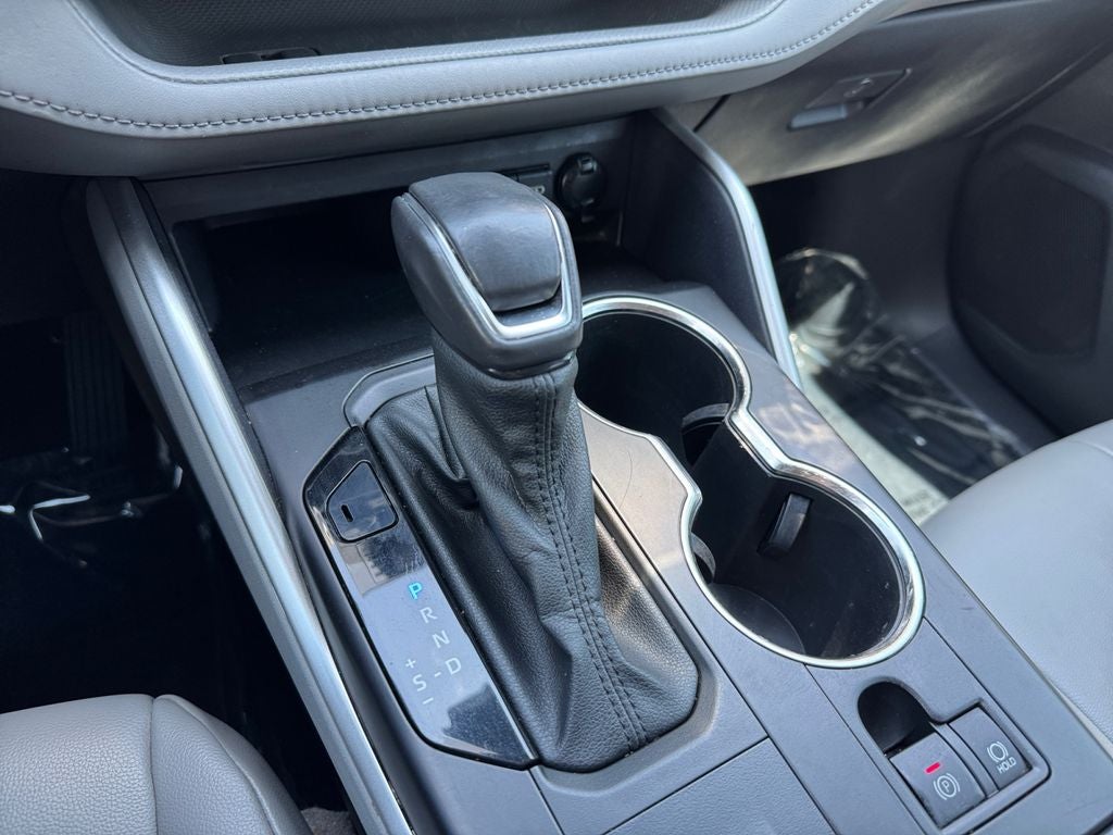 2021 Toyota Highlander Hybrid XLE AWD