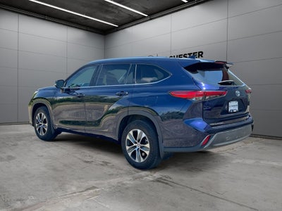 2021 Toyota Highlander Hybrid XLE AWD