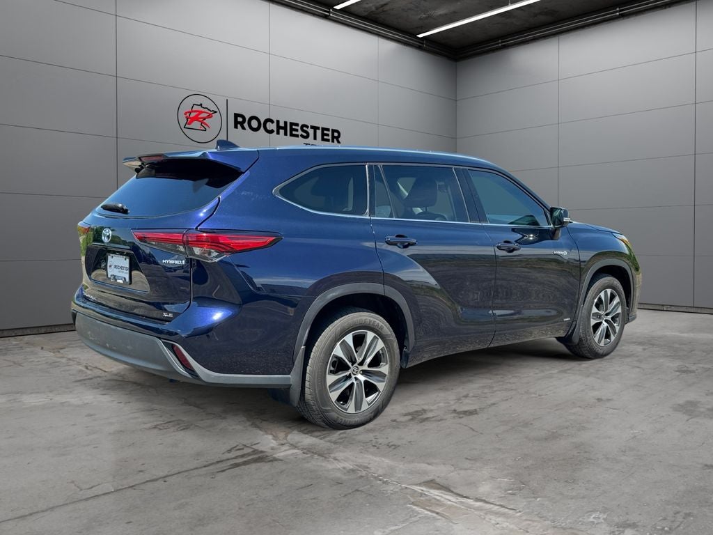 2021 Toyota Highlander Hybrid XLE AWD