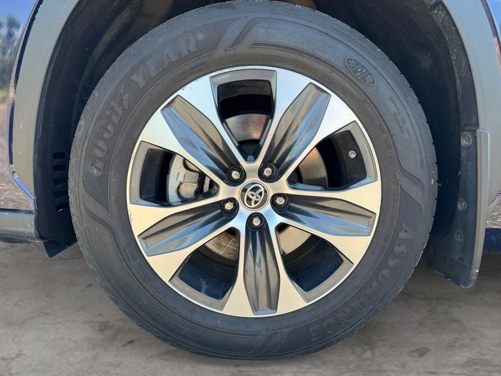 2021 Toyota Highlander Hybrid XLE AWD