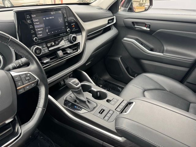 2021 Toyota Highlander XLE AWD