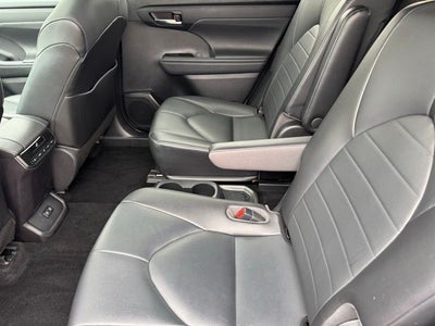 2021 Toyota Highlander XLE AWD