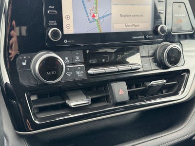 2021 Toyota Highlander XLE AWD