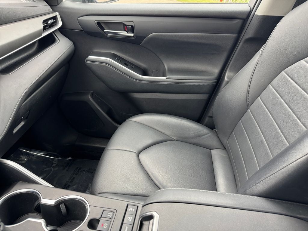 2021 Toyota Highlander XLE AWD