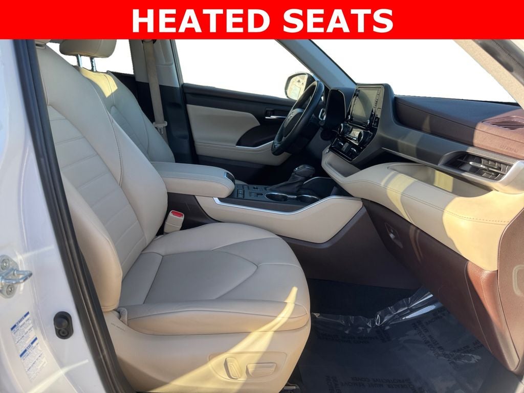 2022 Toyota Highlander XLE AWD