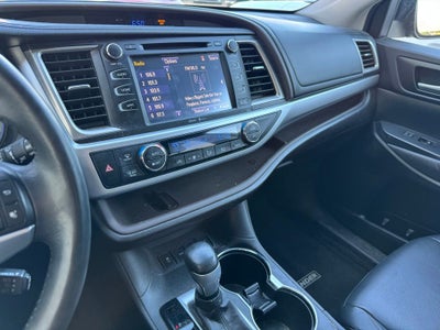 2015 Toyota Highlander XLE V6 AWD