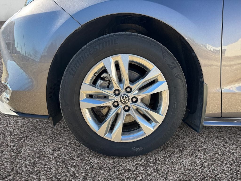 2023 Toyota Sienna XLE 7 Passenger