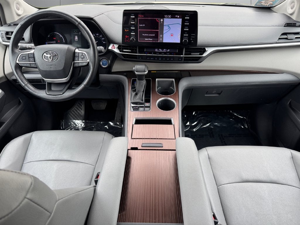 2024 Toyota Sienna XLE 7 Passenger